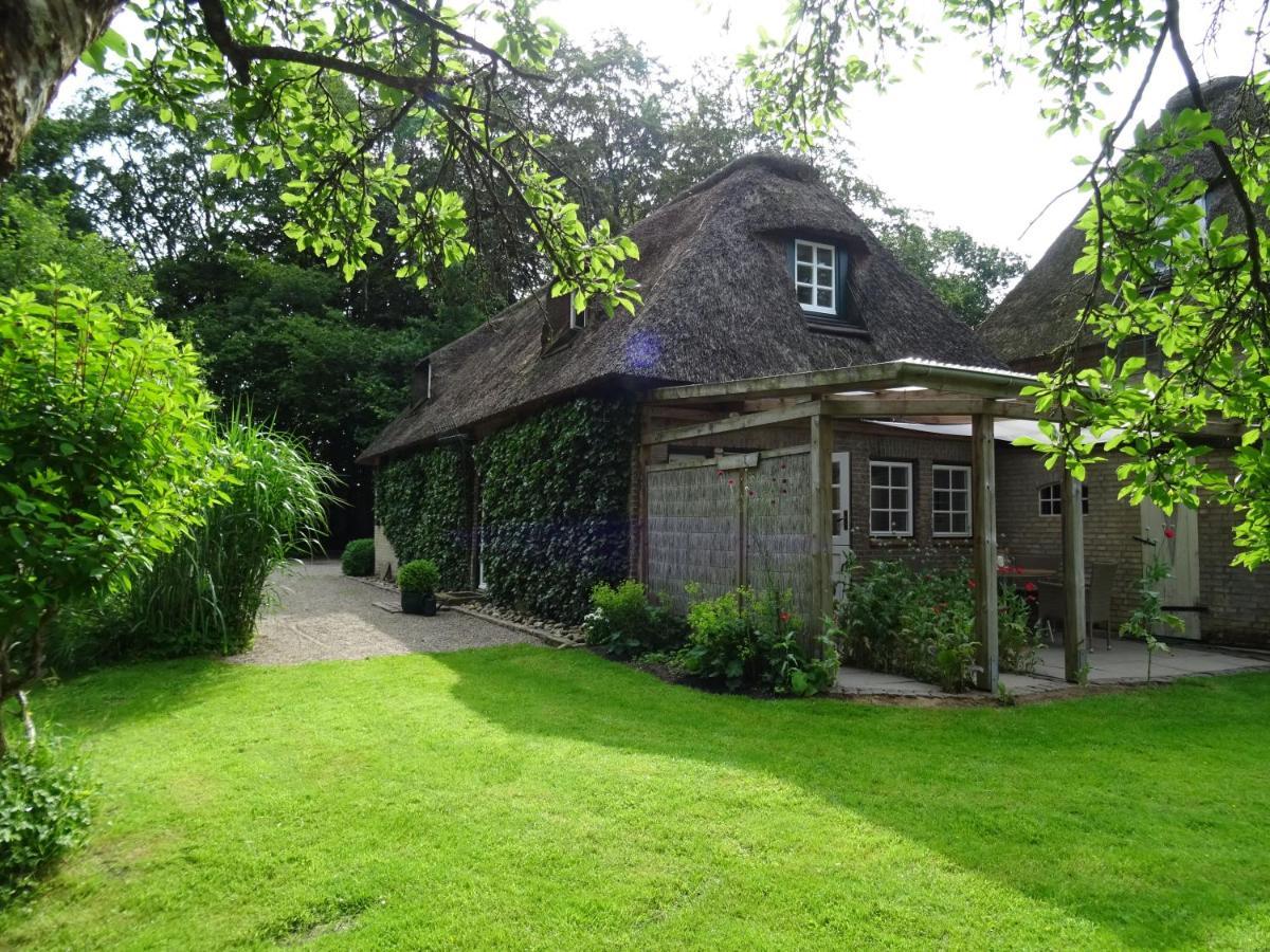 Kleines Reethaus Johannsen - Mit Geschmackvoller Einrichtung Und Tollem Garten Silberstedt Exterior foto